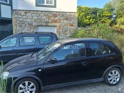 Usado Opel Corsa Essentia 70 CV (51 kW) 2005 Negro Utilitario