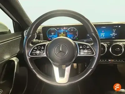 Usado Mercedes A180 116 CV (85 kW) 2020 Blanco Berlina