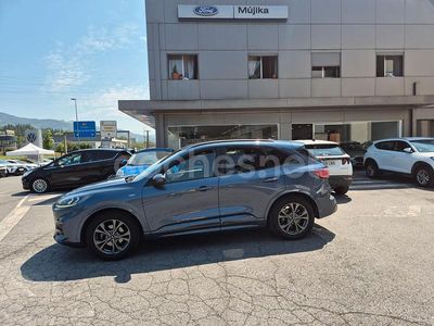 Azul Usado 2022 Ford Kuga ST-Line SUV | 20.900 € (Un poco caro)