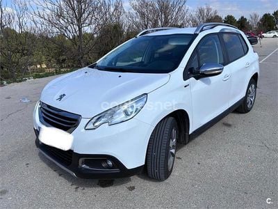 Usado Peugeot 2008 Style 100 CV (73 kW) 2016 Blanco SUV