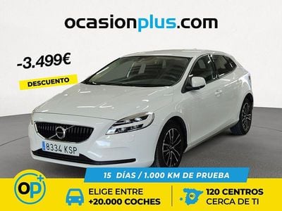 Usado Volvo V40 Momentum 122 CV (89 kW) 2018 Blanco Familiar