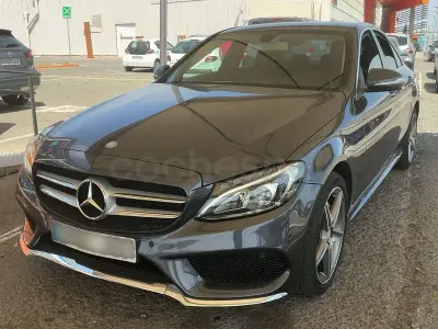 Usado Mercedes C220 AMG line 170 CV (125 kW) 2015 Gris / plata Berlina