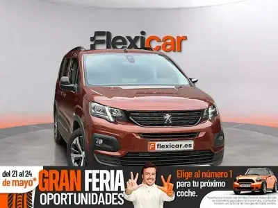 Begagnad Peugeot Rifter GT-line 130 HK (95 kW) 2020 Brun Minibuss