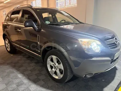 Usado Opel Antara Cosmo 150 CV (110 kW) 2008 Gris / plata SUV