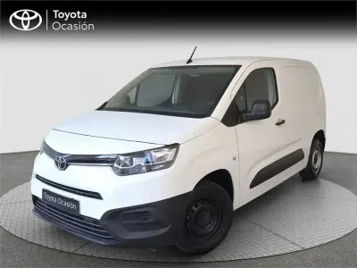Usado Toyota Proace City City 102 CV (75 kW) 2022 Blanco Monovolumen