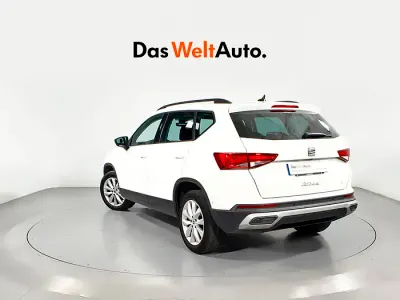 Usado Seat Ateca Style 150 CV (110 kW) 2022 Blanco SUV