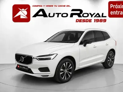Usado Volvo XC60 Momentum 194 CV (142 kW) 2021 Blanco SUV