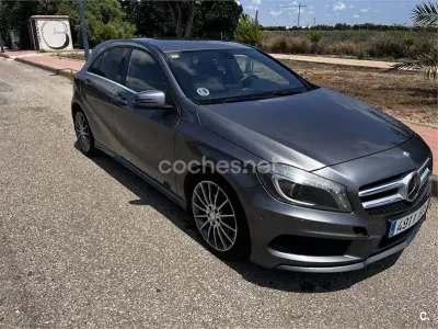 Usado Mercedes A200 AMG 136 CV (100 kW) 2013 Gris / plata Utilitario