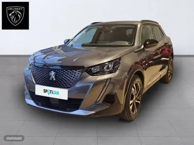 Usado Peugeot 2008 Allure 130 CV (95 kW) 2022 Gris SUV