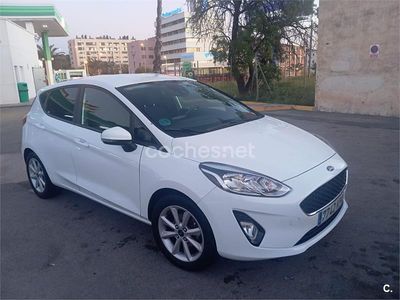 Usado Ford Fiesta Trend 85 CV (62 kW) 2018 Blanco Utilitario