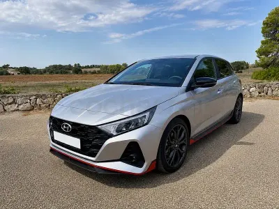 Usado Hyundai i20 204 CV (150 kW) 2022 Gris / plata Utilitario