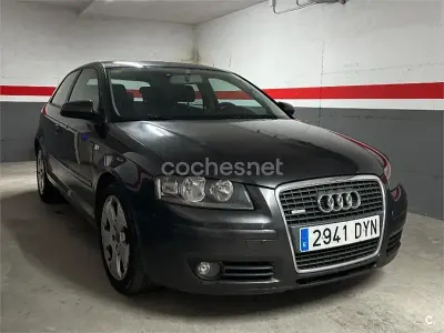 Usado Audi A3 Ambition 105 CV (77 kW) 2006 Gris / plata Utilitario