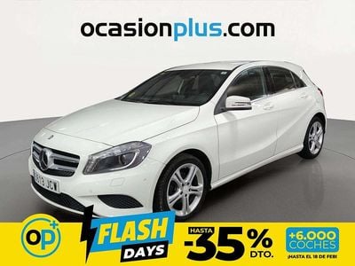 Usado Mercedes A180 Style 109 CV (80 kW) 2015 Blanco Utilitario
