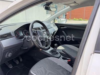 Usado Seat Ibiza Style Plus 80 CV (58 kW) 2019 Blanco Berlina