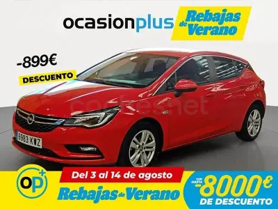 Usado Opel Astra Selective 125 CV (91 kW) 2019 Rojo Berlina