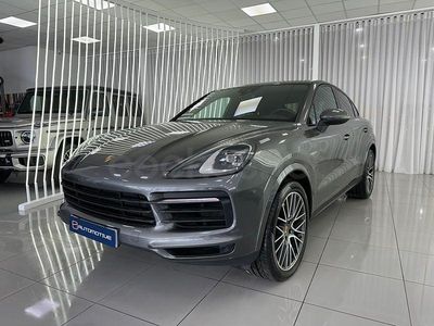 Usado Porsche Cayenne 462 CV (339 kW) 2020 Gris / plata SUV