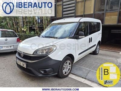 Usado Fiat Doblò Easy 90 CV (66 kW) 2016 Blanco Monovolumen