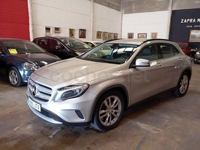 Begagnad Mercedes GLA200 Style 136 HK (100 kW) 2016 Grå SUV