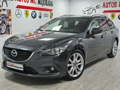 Usado Mazda 6 Luxury 150 CV (110 kW) 2014 Gris / plata Familiar