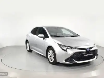 Usado Toyota Corolla Active 140 CV (102 kW) 2023 Gris Berlina