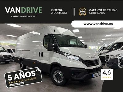 Blanco Usado 2025 Iveco Daily Berlina | 37.400 €