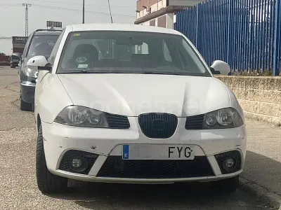 Usado Seat Ibiza 105 CV (77 kW) 2007 Blanco Utilitario