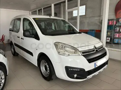 Käytetty Citroën Berlingo Live 75 HP (55 kW) 2018 Valkoinen Tila-auto