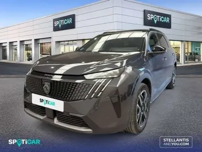 Usado Peugeot 5008 GT 147 CV (108 kW) 2025 Gris SUV