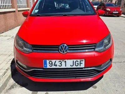 Usado VW Polo Cross 90 CV (66 kW) 2015 Rojo Utilitario