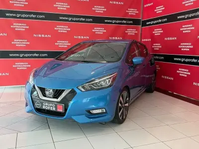 Usado Nissan Micra Tekna 117 CV (86 kW) 2020 Azul Utilitario