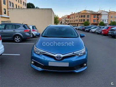Usado Toyota Auris Hybrid