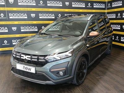 Usado Dacia Jogger Extreme 140 HP (102 kW) 2025 Verde Monovolume