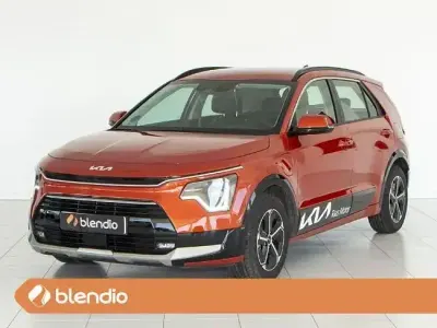 Usado Kia Niro 183 CV (134 kW) 2023 Naranja SUV