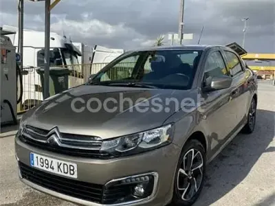 Usado Citroën C-Elysee I PureTech 82 CV (60 kW) 2018 Marrón Berlina