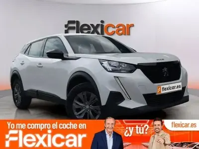 Usado Peugeot 2008 Active 130 CV (95 kW) 2023 Beige SUV