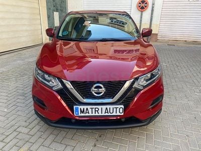 Usado Nissan Qashqai Acenta 115 CV (84 kW) 2018 Granate SUV