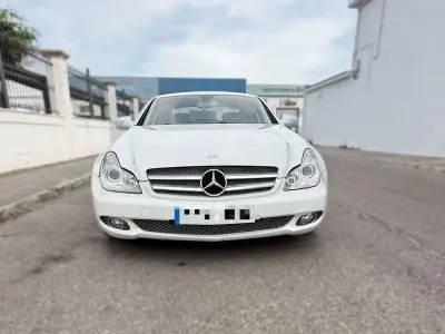 Usado Mercedes CLS350 224 CV (164 kW) 2008 Blanco Coupe