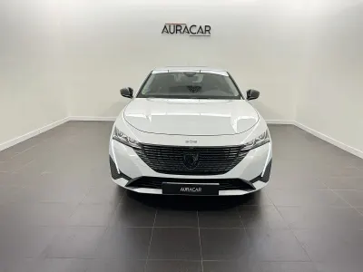 Begagnad Peugeot 308 Allure 145 HK (106 kW) 2025 Vit Sedan