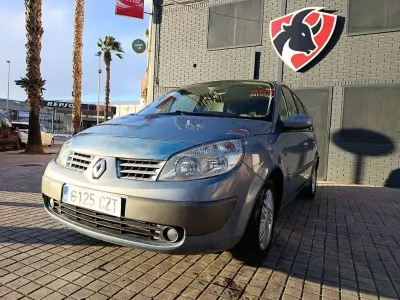 Usado Renault Scénic II Authentique 120 CV (88 kW) 2004 Beige Monovolumen