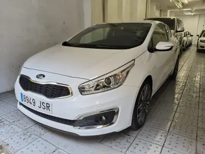 Brugt Kia ProCeed 136 HK (100 kW) 2016 Rød Hatchback