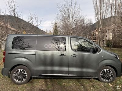 Verde Usado 2025 Opel Zafira Monovolumen | 49.900 €