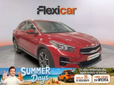 Usado Kia XCeed 120 CV (88 kW) 2022 Rojo SUV