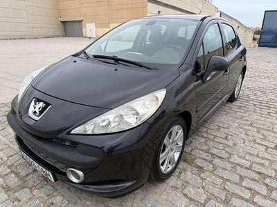 Begagnad Peugeot 207 Sport 90 HK (66 kW) 2008 Svart Halvkombi