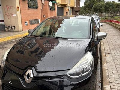 Negro Usado 2015 Renault Clio IV Expression Berlina | 7900 € (Precio justo)