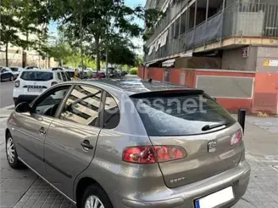 Usado Seat Ibiza Sport 64 CV (47 kW) 2004 Beige Utilitario