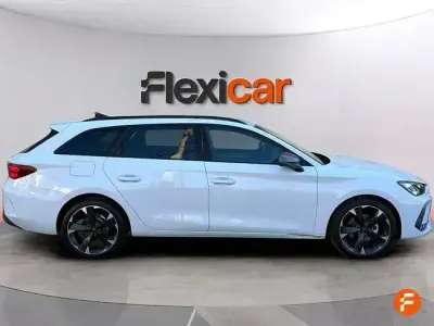 Usado Cupra Leon 150 CV (110 kW) 2025 Blanco