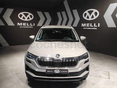 Gris / plata Usado 2022 Skoda Karoq Ambition SUV | 24.900 € (Caro)