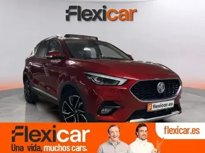 Usado MG ZS Luxury 111 CV (81 kW) 2023 Rojo SUV