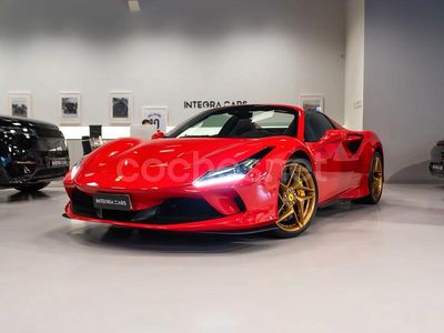 Rojo Usado 2022 Ferrari F8 Descapotable | 327.900 €