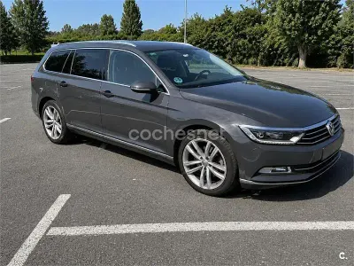 Usado VW Passat Sportline 150 CV (110 kW) 2018 Negro Familiar